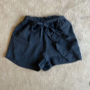 NEW! Bella Dahl Shorts with Removable Waist Tie xs